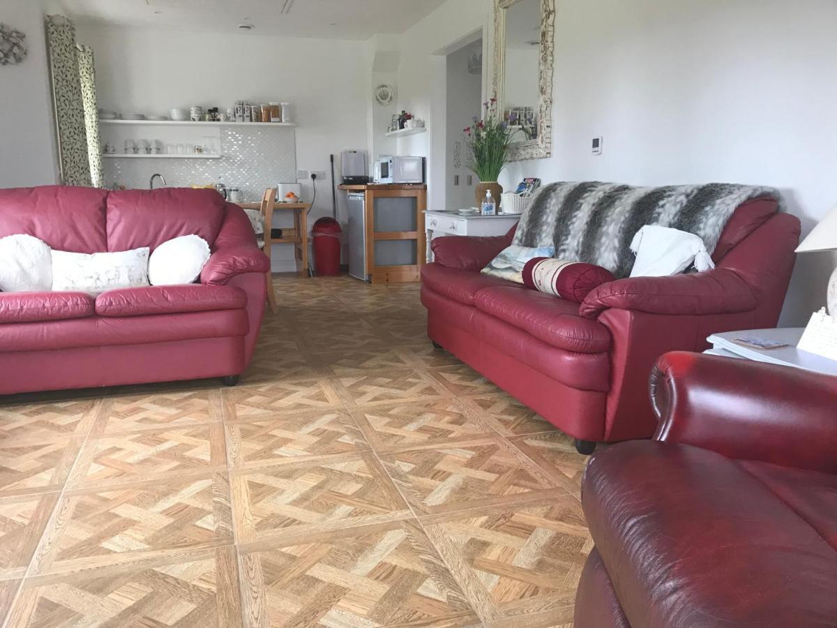 哈佛威斯特 Pembrokeshire Fields酒店 外观 照片
