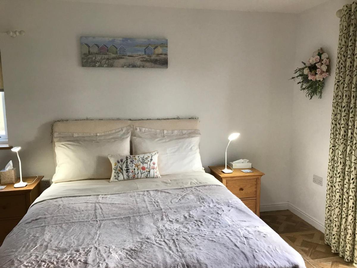 哈佛威斯特 Pembrokeshire Fields酒店 外观 照片